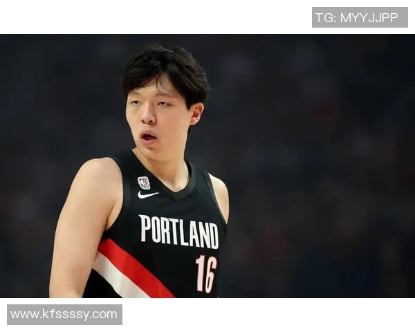 拓媒模拟:开拓者引进字母哥,建议将杨瀚森打包交易出队 拓媒模拟:开拓者引进字母哥,建议将杨瀚森打包交易出队